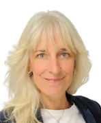 Portrait d'une femme aux cheveux blonds